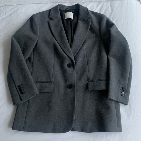 *SOLD* Aritzia Nassau Oversized Blazer - Picture 1 of 4